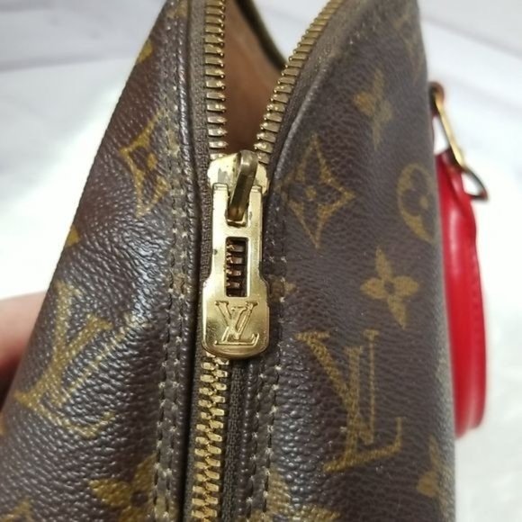 Louis Vuitton Monogram with Red Accents Shoulder Bag - Picture 6 of 15